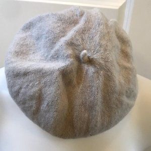 Beige berea cap hat very Cute. Fits a small head